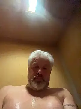 Snapshot of Berg_Boy chatting on November 26, 9:27 pm Berg Boy online show from November 26, 9:27 pm