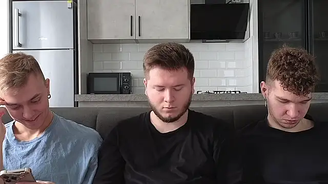 Snapshot of boys_sobolisha chatting on February 4, 9:26 am boys sobolisha online show from February 4, 9:26 am