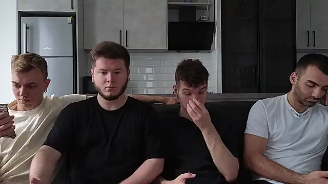 Snapshot of boys_sobolisha chatting on February 7, 8:51 am boys sobolisha online show from February 7, 8:51 am