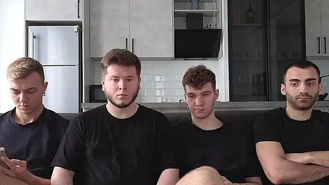 Snapshot of boys_sobolisha chatting on February 8, 9:02 am boys sobolisha online show from February 8, 9:02 am