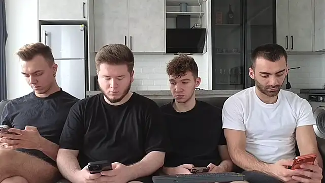 Snapshot of boys_sobolisha chatting on February 11, 9:03 am boys sobolisha online show from February 11, 9:03 am