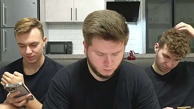 Snapshot of boys_sobolisha chatting on February 17, 9:10 pm boys sobolisha online show from February 17, 9:10 pm