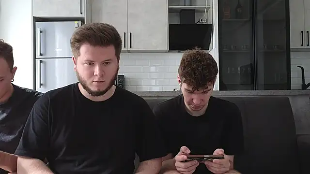 Snapshot of boys_sobolisha chatting on February 23, 9:17 am boys sobolisha online show from February 23, 9:17 am