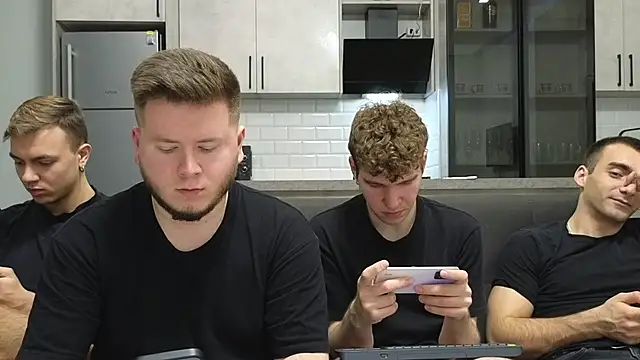 Snapshot of boys_sobolisha chatting on February 24, 9:35 pm boys sobolisha online show from February 24, 9:35 pm