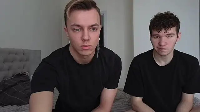 Snapshot of boys_sobolisha chatting on February 27, 8:36 am boys sobolisha online show from February 27, 8:36 am