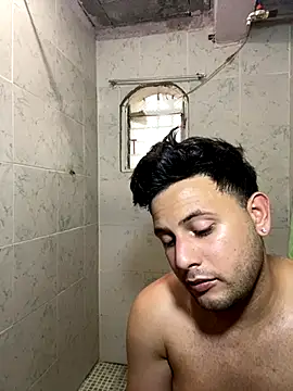 Snapshot of Mr_brian03 chatting on September 12, 8:53 pm Mr brian03 online show from September 12, 8:53 pm