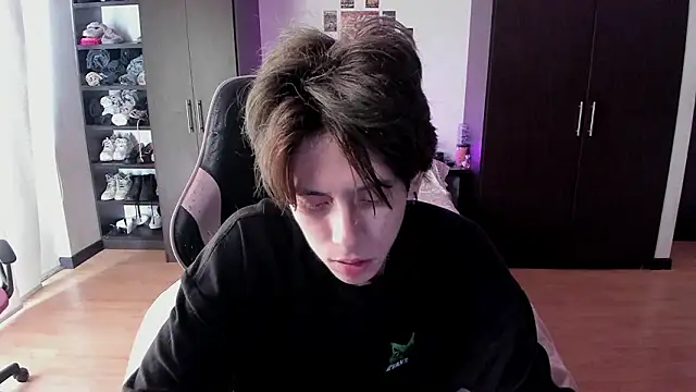 xIce Boy online show from February 2, 2:16 pm