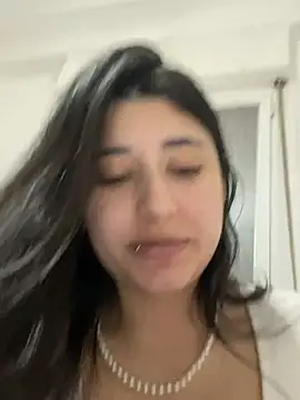 Snapshot of SashaLuss_ chatting on March 19, 3:40 pm SashaLuss online show from March 19, 3:40 pm