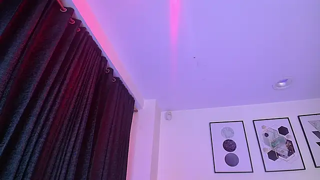 Karin Ks online show from March 18, 11:08 am