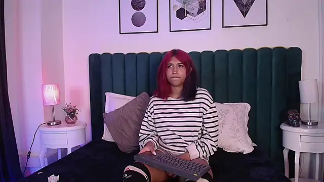 Karin Ks online show from March 21, 9:23 am