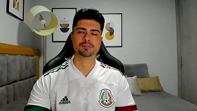 Dante Storm online show from November 25, 4:23 am