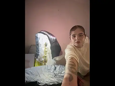 LoganPeny online show from January 14, 9:59 am