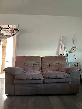 Snapshot of Foxdaguy chatting on October 12, 12:37 pm Foxdaguy online show from October 12, 12:37 pm