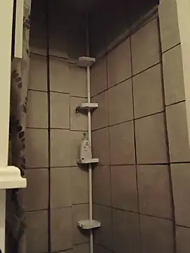 Foxdaguy online show from April 24, 4:04 am