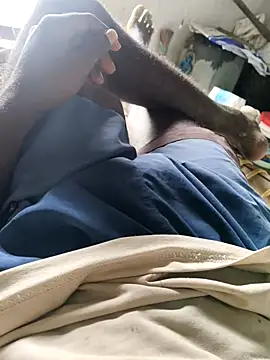 Snapshot of PolarFriend0 chatting on February 24, 5:05 am PolarFriend0 online show from February 24, 5:05 am