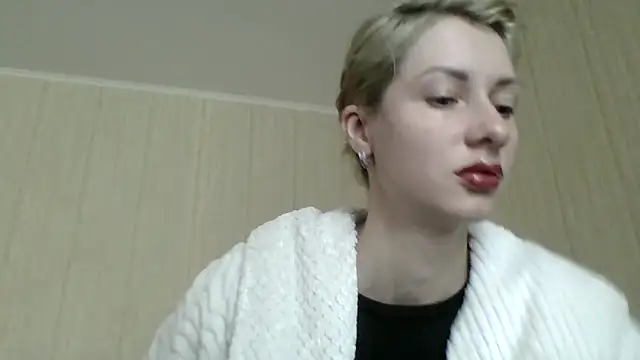 Snapshot of _Black-Panther_ chatting on June 6, 8:41 am Black-Panther online show from June 6, 8:41 am