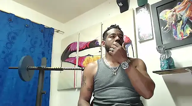 Snapshot of BladeFoxxx1 chatting on March 19, 2:37 am BladeFoxxx1 online show from March 19, 2:37 am