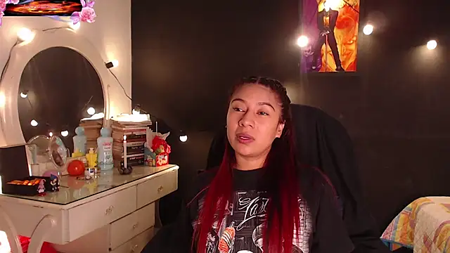 Snapshot of yes0225 chatting on October 14, 4:08 pm yes0225 online show from October 14, 4:08 pm