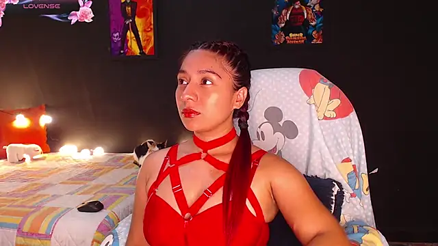 Snapshot of yes0225 chatting on March 11, 2:56 pm yes0225 online show from March 11, 2:56 pm