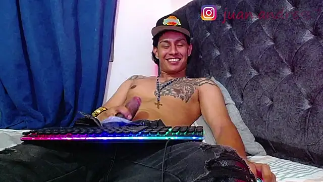 Stone grey1  online show from February 28, 7:31 am