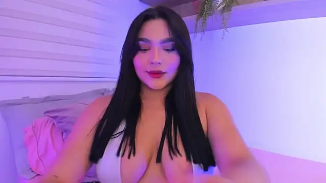 Snapshot of eva_sainnt chatting on August 3, 1:15 am eva sainnt online show from August 3, 1:15 am