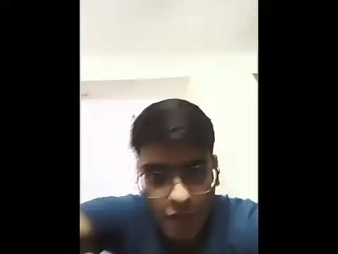 Snapshot of sutfvkii chatting on April 2, 5:43 pm sutfvkii online show from April 2, 5:43 pm