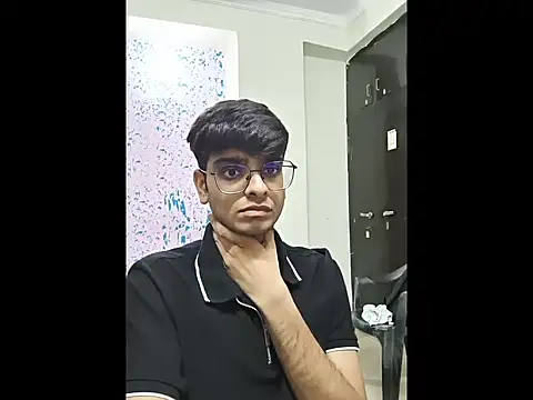 Snapshot of sutfvkii chatting on August 2, 4:49 pm sutfvkii online show from August 2, 4:49 pm