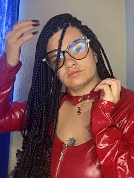 Snapshot of Mistress_Niky_ chatting on November 2, 3:47 pm Mistress Niky  online show from November 2, 3:47 pm