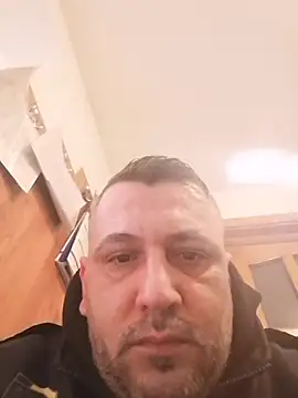 yourflowerpink online show from February 15, 6:10 am