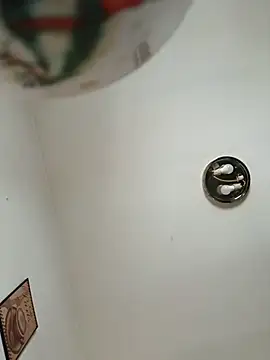 yourflowerpink online show from April 3, 11:08 am