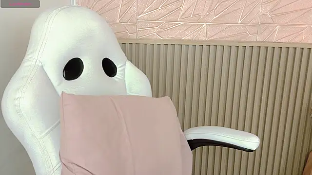 Gaviluc  online show from November 26, 10:38 am