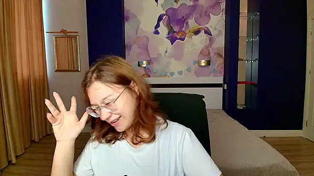 AngelinaLow online show from November 13, 12:26 pm