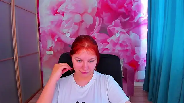 AngelinaLow online show from May 30, 11:29 am