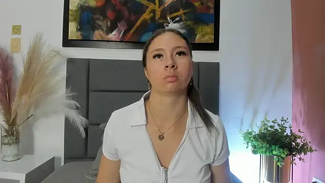 Snapshot of BeckyVidal chatting on January 13, 6:02 pm BeckyVidal online show from January 13, 6:02 pm