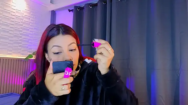 TiffanyWalk online show from September 10, 10:37 am