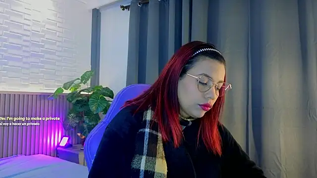 TiffanyWalk online show from October 11, 10:58 am