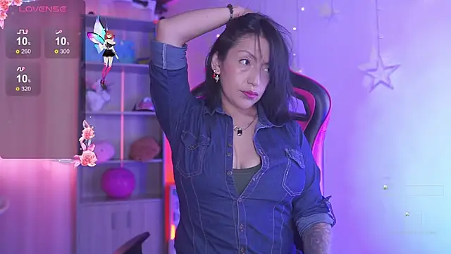 Madison Mayer online show from September 13, 2:50 pm