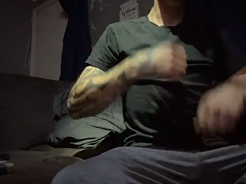 Stillhard8925 online show from October 3, 5:37 am