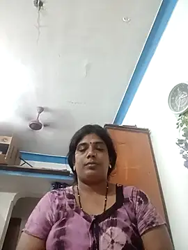 Snapshot of kissmetha chatting on October 2, 9:49 am kissmetha online show from October 2, 9:49 am