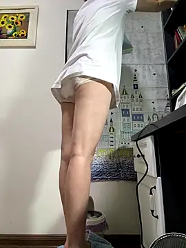 aa520uv online show from November 5, 4:18 pm