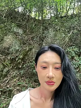 linger-23 online show from September 22, 7:32 am