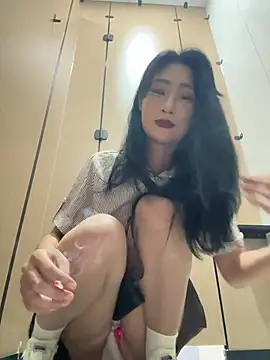 linger-23 online show from July 1, 6:48 am