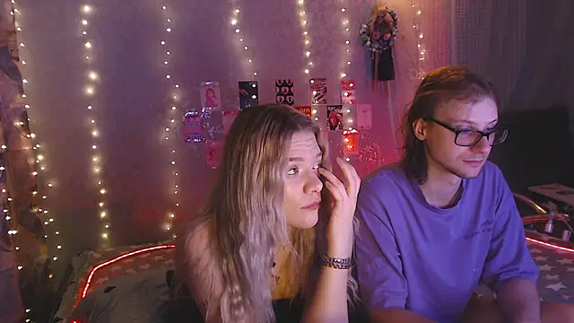 Your Horny Friends online show from April 25, 6:38 pm