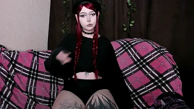 amelia mays xx online show from April 15, 3:30 pm