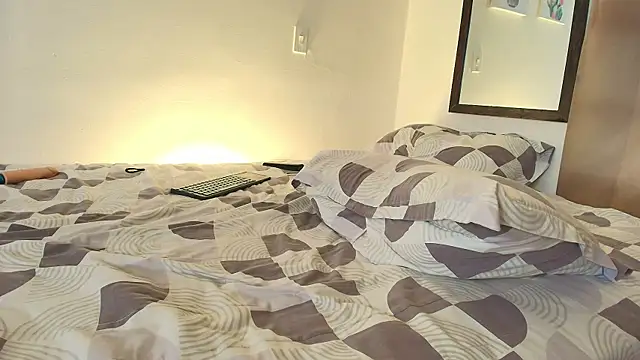 Snapshot of pleasurecompany3 chatting on February 20, 6:26 am pleasurecompany3 online show from February 20, 6:26 am