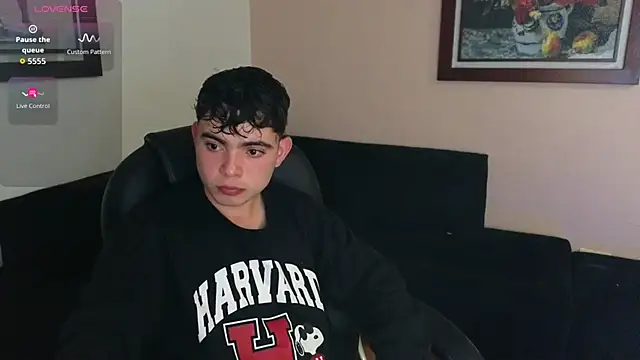 lukeboyce33 online show from March 3, 4:18 am