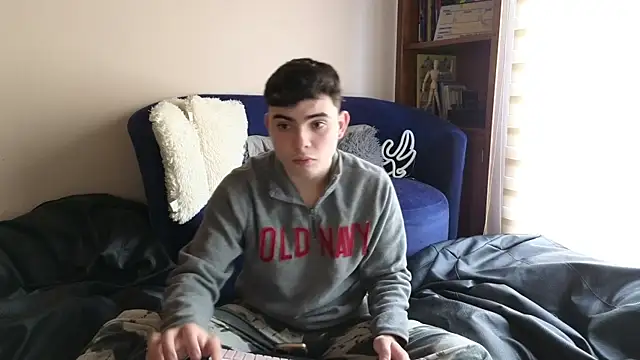 lukeboyce33 online show from July 26, 3:41 pm