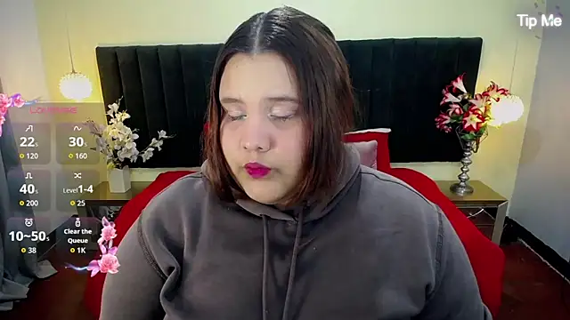 ailyn maury online show from September 9, 1:27 am