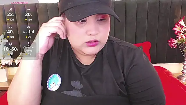 ailyn maury online show from October 7, 1:25 am