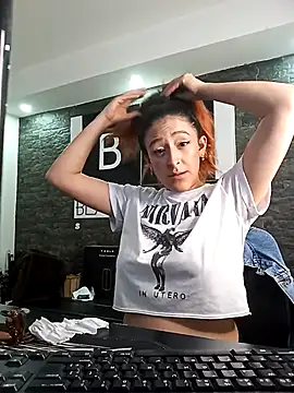 Snapshot of Hairydoll_ chatting on May 14, 6:47 pm Hairydoll online show from May 14, 6:47 pm
